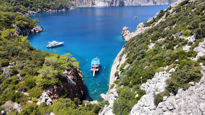 Antalya’da rüya gibi bir tatil geçirmek isterseniz Adrasan sizin için doğru yer olabilir