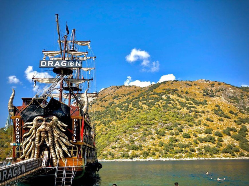 Dragon'la Ölüdeniz'de Tekne Turu