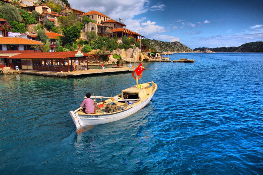 Kaş Tekne Turu ile Keşfedilecek En Güzel Kaş Koyları